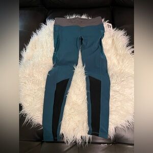 ALO Swift Leggings (power mesh)